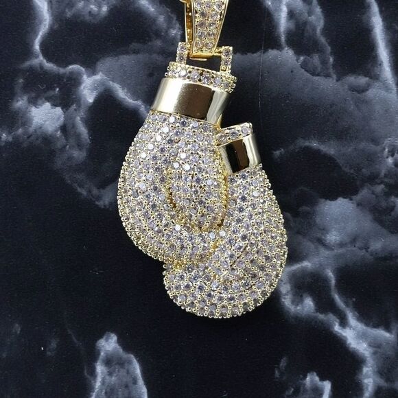 24"Rope Chain - 14K Gold Finish Boxing Gloves - Picture 9 of 13